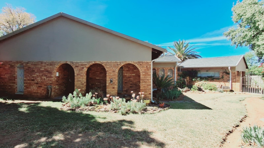 4 Bedroom Property for Sale in Sasolburg Ext 11 Free State